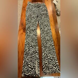 Forever 21 Black and White Zebra Print Pants